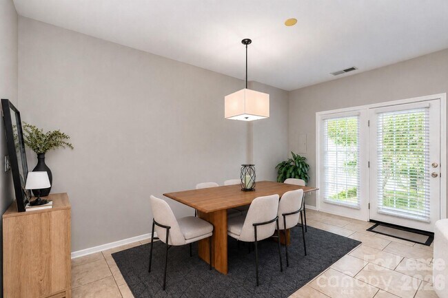 Building Photo - 17633 Delmas Dr