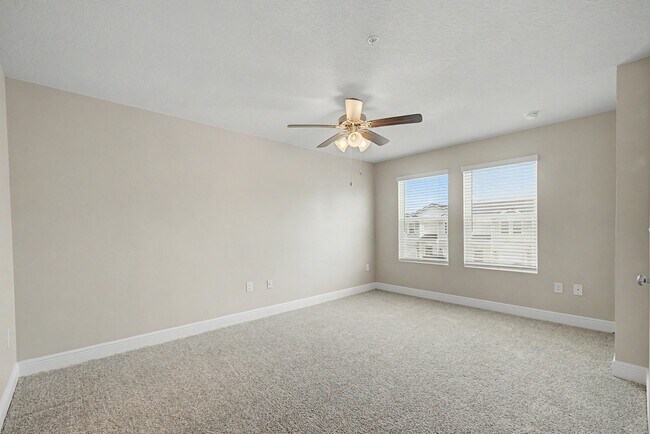 Building Photo - 9055 Golden Eye Dr