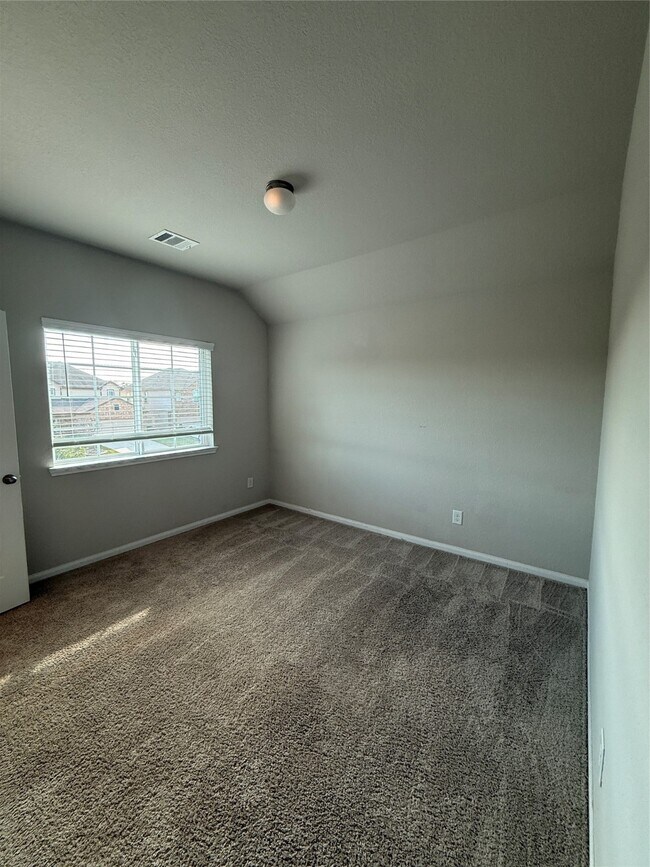 Building Photo - 7527 Merrylands Dr