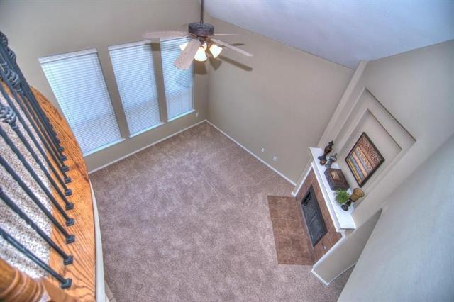 Building Photo - 9400 Woodhurst Dr