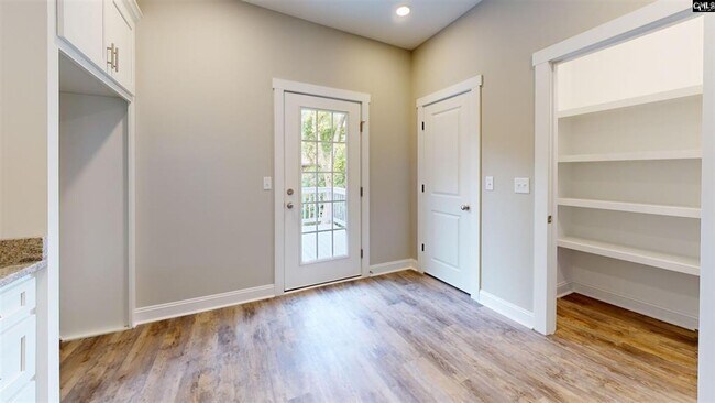 Building Photo - 3921 Capers Ave
