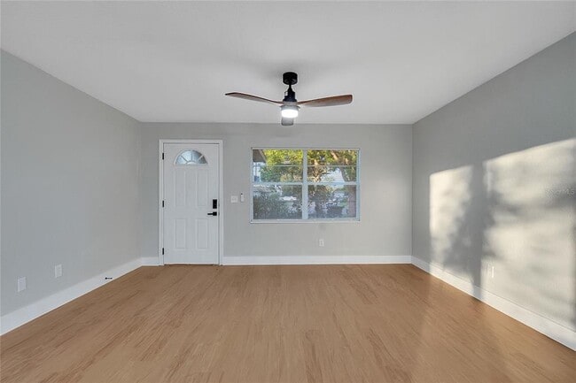Building Photo - 2328 Dae Ct