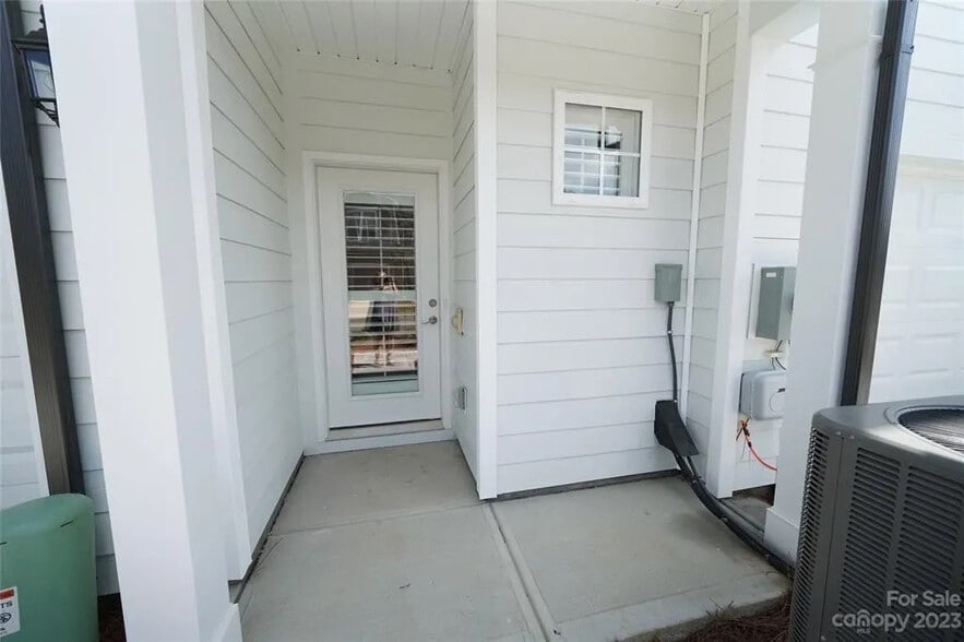 Building Photo - Room in Townhome on Lani Dr