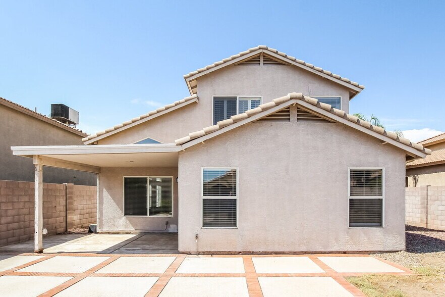 Building Photo - 4039 W Salter Dr