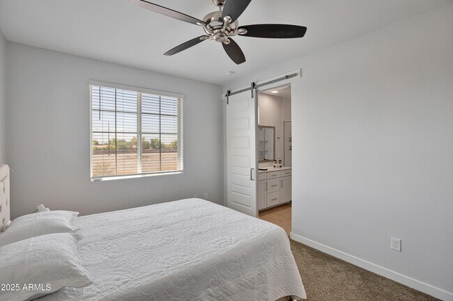 Building Photo - 4100 S Pinelake Way