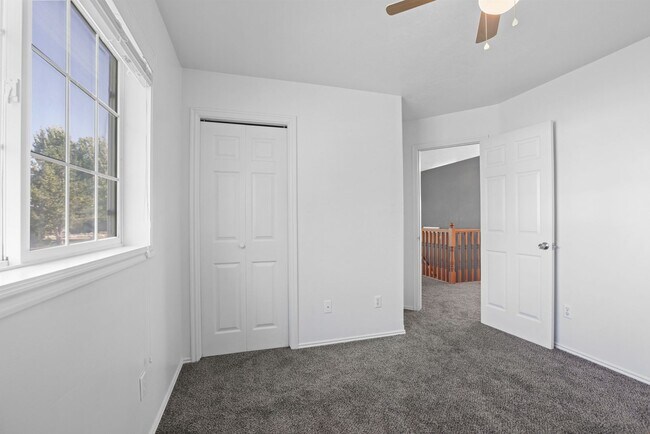 Building Photo - 5 Bed 3 Bath Home in Rigby