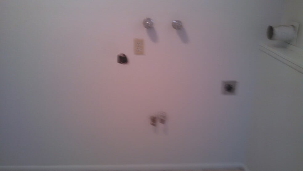 Building Photo - 670 Voiles Pl