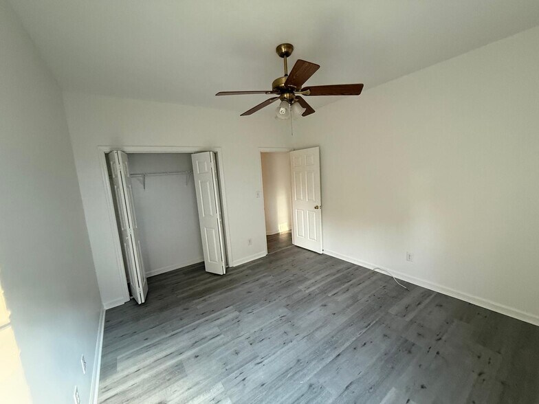 Building Photo - 297 High Chaparral Dr