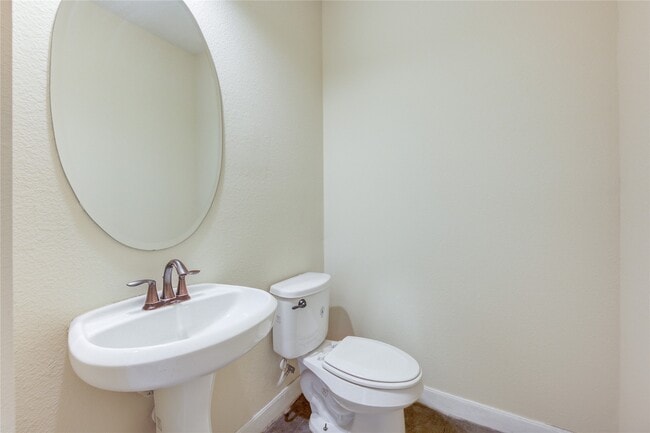 Building Photo - 26311 Parkman Grove Dr