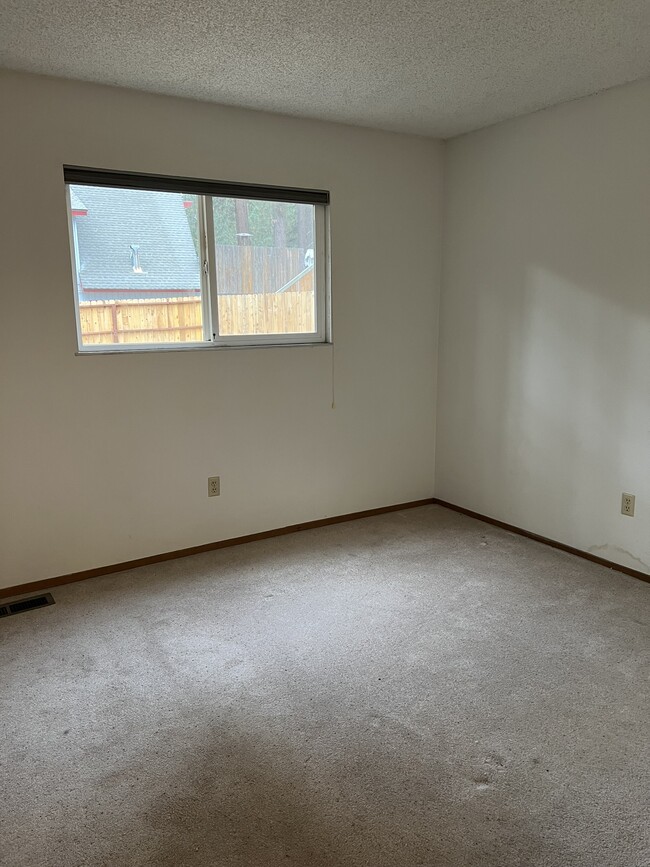 Building Photo - 1506 Murietta Dr