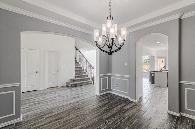 Building Photo - 6219 St Rosalia Dr