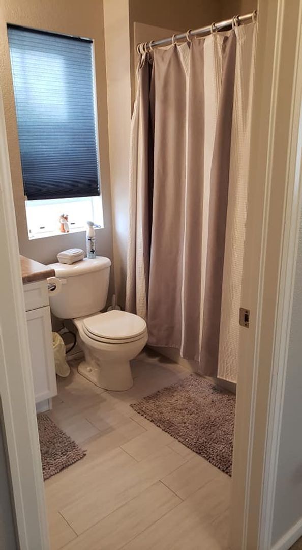 Building Photo - 3 Bedroom Home in desirable Meadows Neighborhood- Community Pool Access at the Grange!