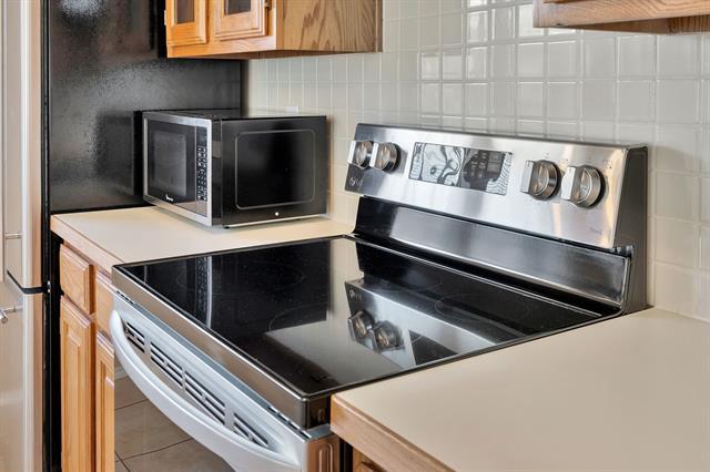 Building Photo - 1045 Sweet Grass Trail