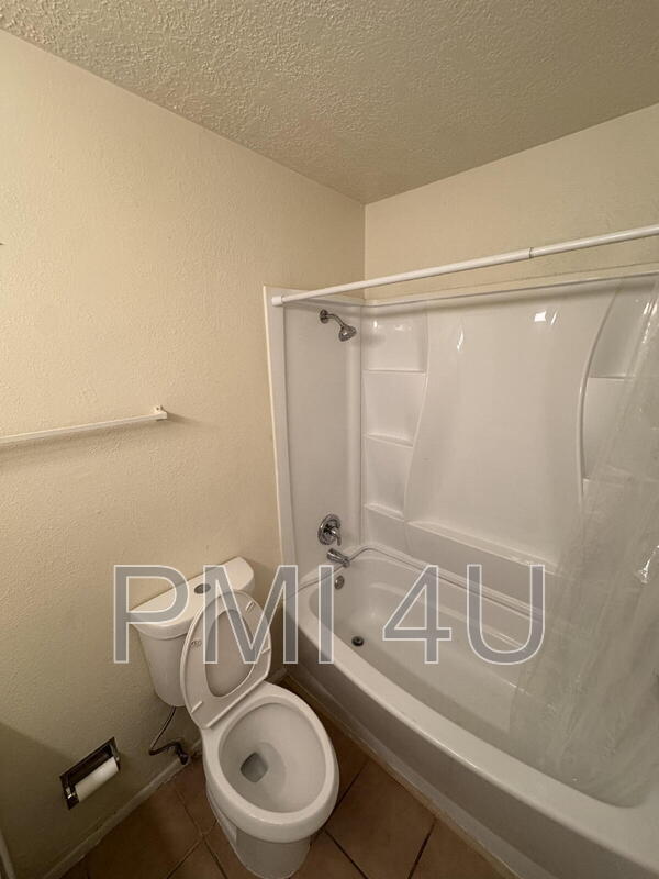 Building Photo - 9605 Benavides Rd SW
