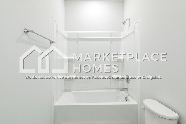 Building Photo - 313 McHenry Dr