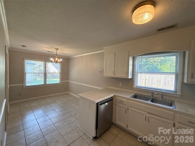 Building Photo - 7638 Campbell Creek Ln