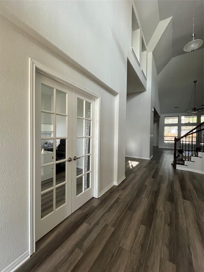 Building Photo - 121 Red Granite Rd