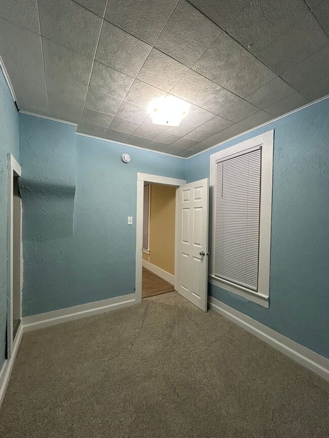 Building Photo - Unique 3-Bedroom, 2-Bathroom Home with Mother-In-Law Suite – $1,600/Month