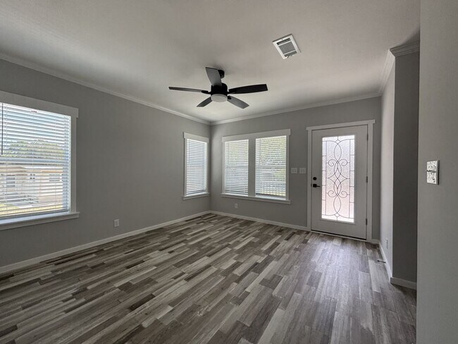 Building Photo - 2873 Wild Horse Rd