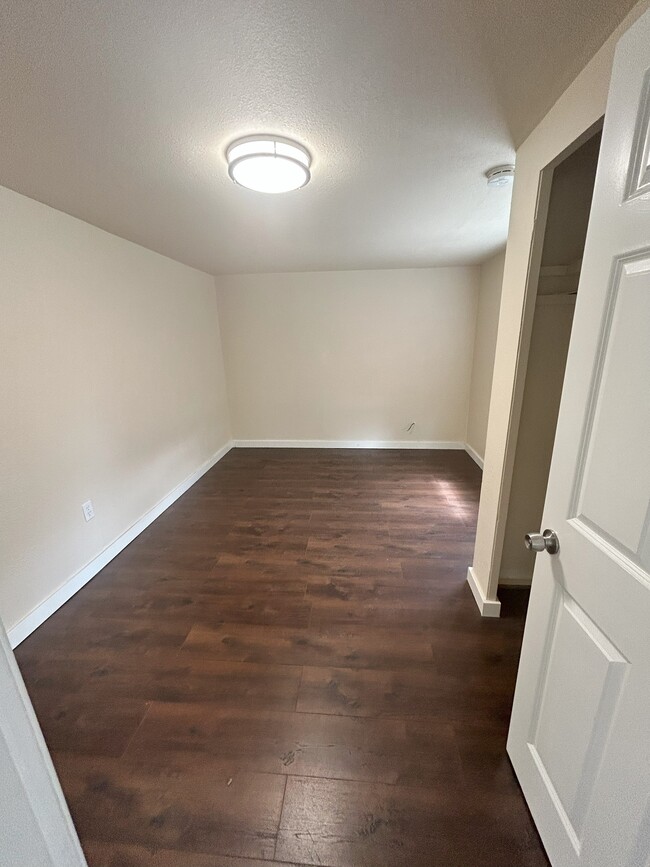 Building Photo - 6441 Old Guide Rd