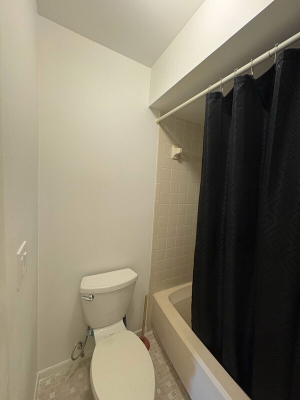 Building Photo - 3260 Candle Ridge Dr