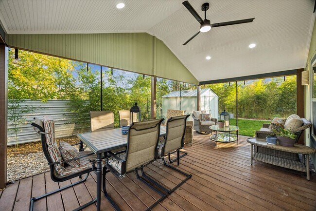 Building Photo - 4901 Prock Ln