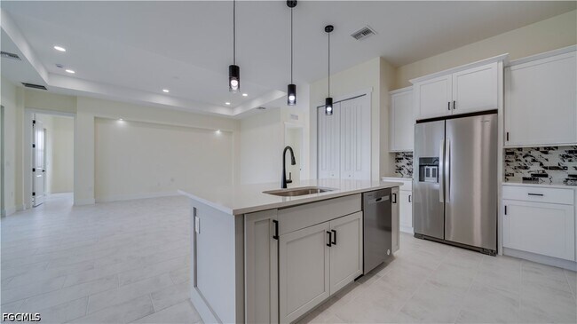 Building Photo - 3805 SW 1st St