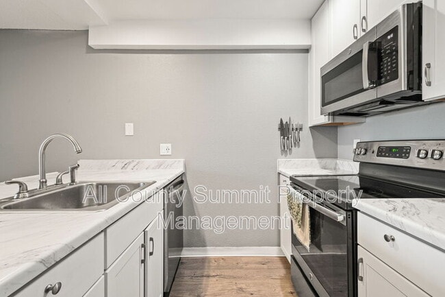 Building Photo - 12476 W Nevada Pl