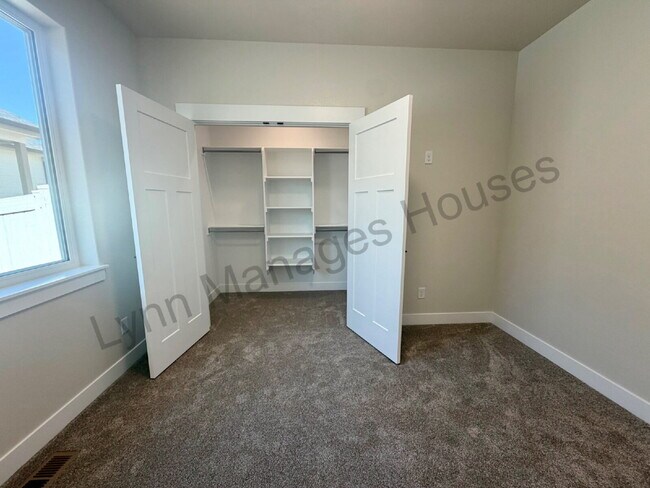 Building Photo - Brand New Single Family Home!