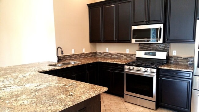 Building Photo - 1812 Ashley Hall Way
