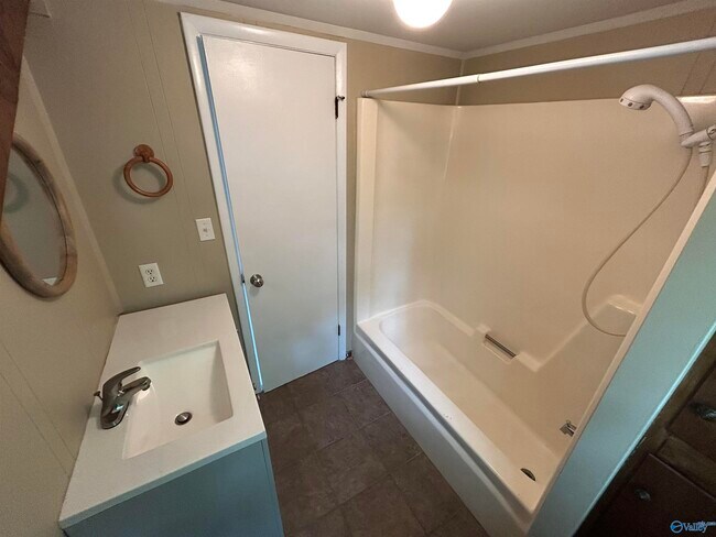 Building Photo - 4706 Whitehall Dr NW