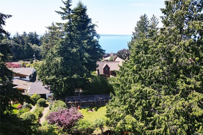 Building Photo - 4Bd/1.75Ba Seattle Home