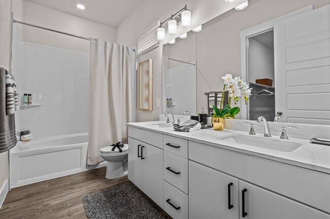 Building Photo - 865 Limmer Loop