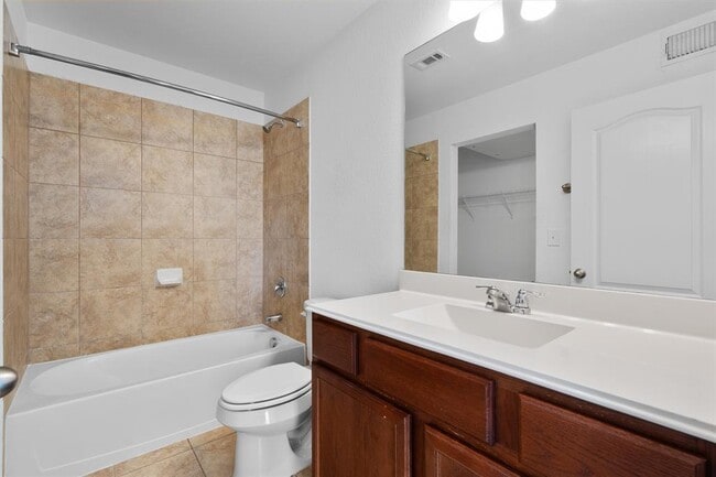 Building Photo - 1629 Arbor Knot Dr