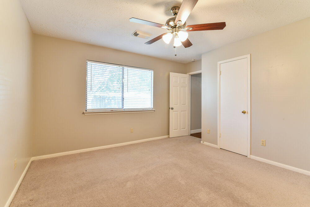 Building Photo - 28710 Raestone St