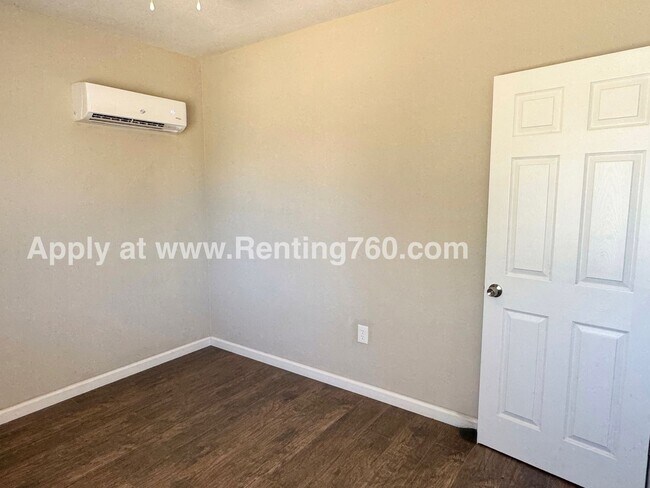 Building Photo - Cozy 2 Bed 2 Bath Home!