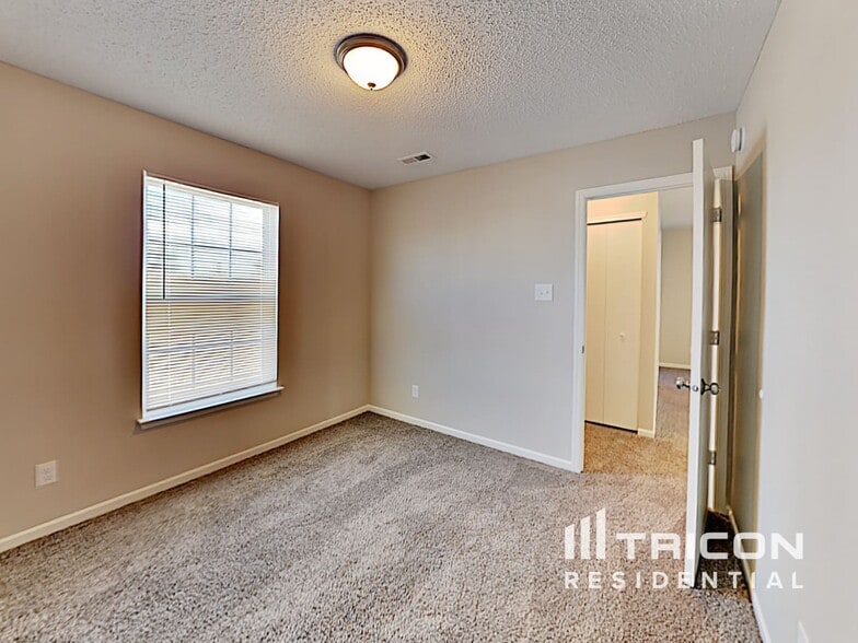Building Photo - 9340 W Dockside Cir