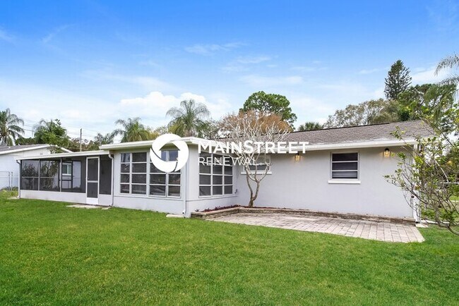 Building Photo - 3 Bedroom Pet-Friendly Home in Venice, FL ...