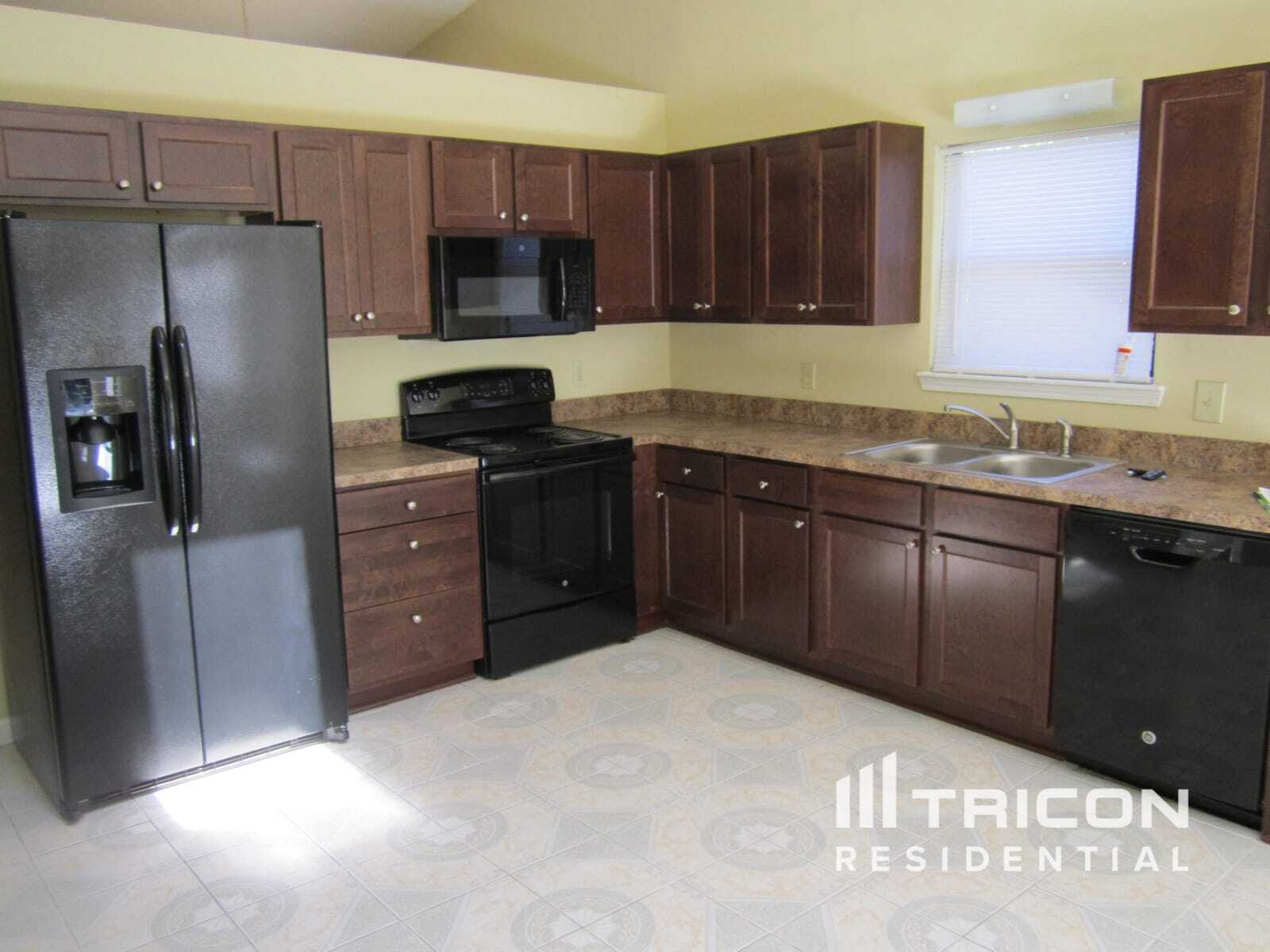 Building Photo - 3411 Grenoble Dr