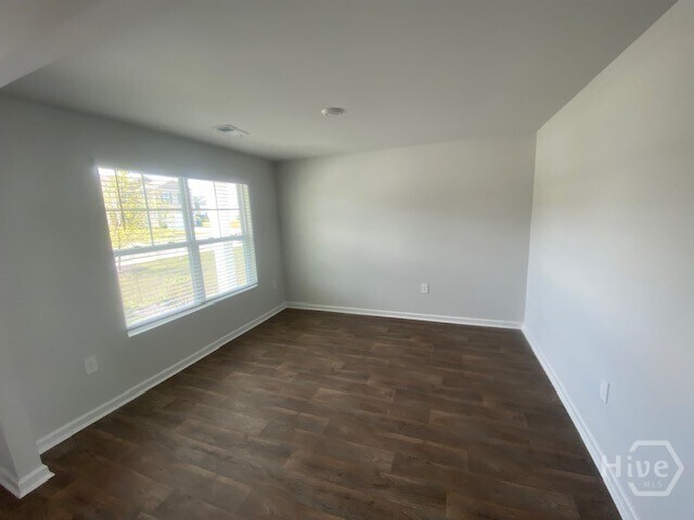Building Photo - 411 Sea Breeze Dr