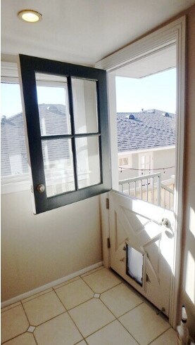 Rear exit dutch door w/ pet door - 625 30th St