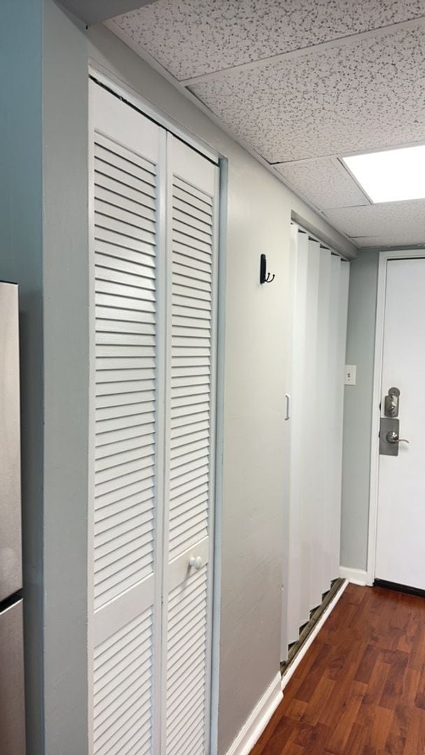 Building Photo - University Towers #414 - Walking distance to UT campus have your own place for $1190/month