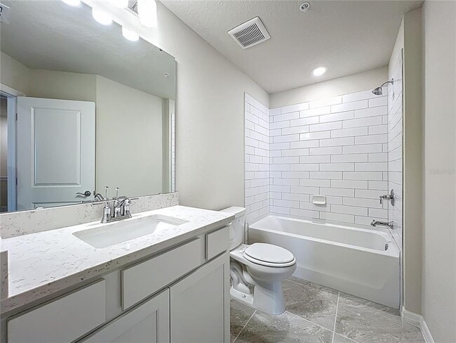 Building Photo - 431 Meadowland Pt