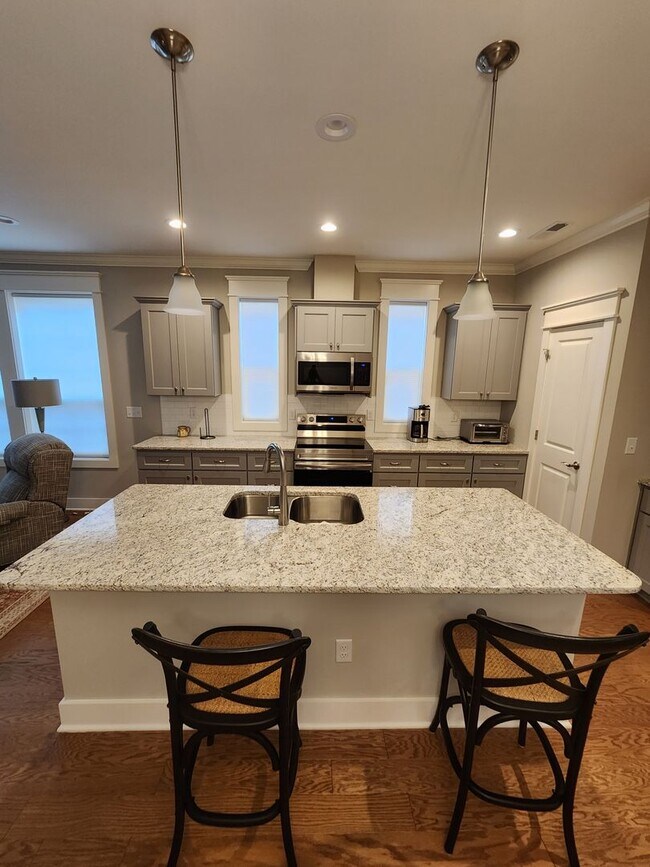 Building Photo - Black Mountain-Sweet Birch Commons***
