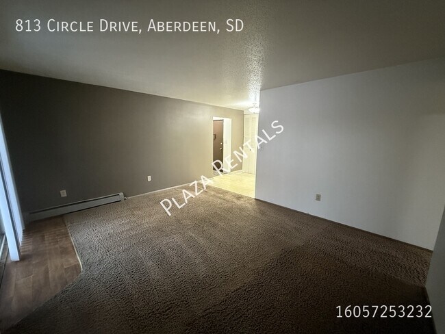 Building Photo - 222 S Greenwood St