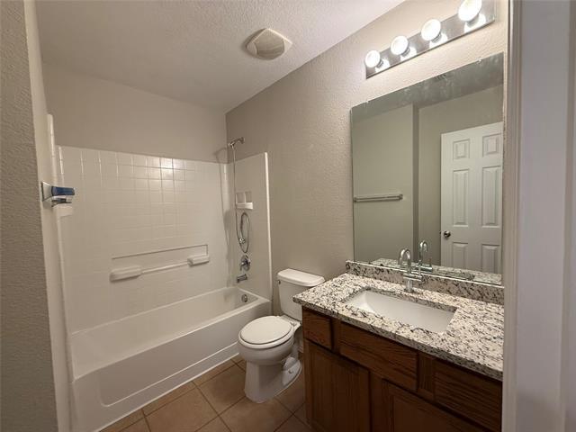 Building Photo - 1117 Acacia Dr