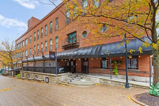 Building Photo - 55 W Livingston Ave