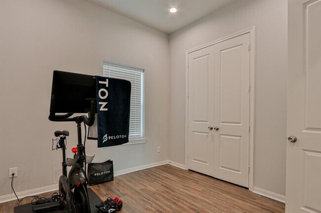 Building Photo - 4904 Paradigm Ln