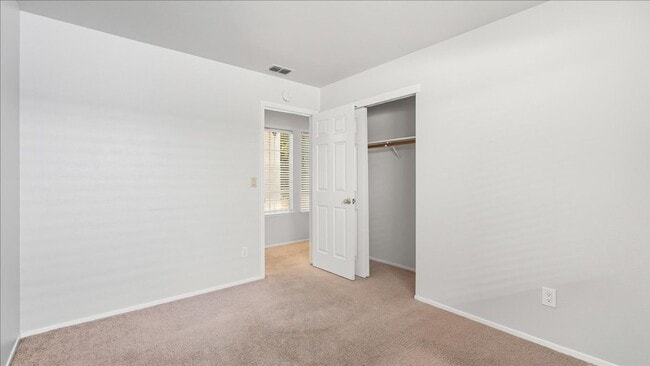 Building Photo - 6540 Shasta Creek Way