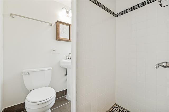 Building Photo - 8811 Santa Clara Dr